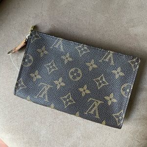 Louis Vuitton Pouch